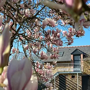 Appartement Au Petit Oia, Longaulnay